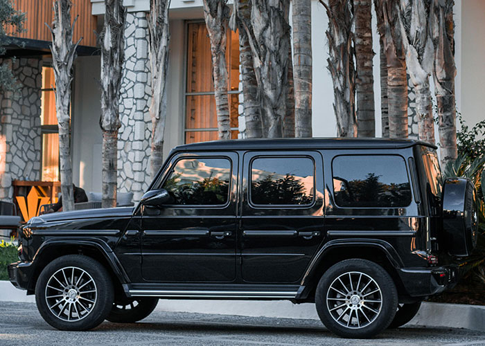 HOA Emails Man About His Guests’ “Unsettling” Cars, Apologizes When His Rant Goes Viral Online HOA Emails Man About His Guests’ “Unsettling” Cars, Apologizes When His Rant Goes Viral Online