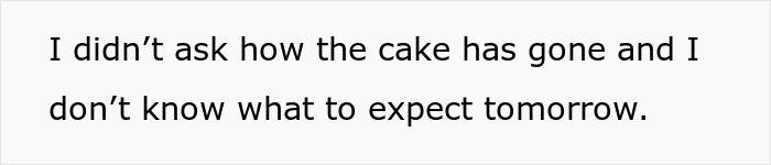 Wedding Cake Drama Ruins Friendship: “Started Advertising Using Stock Images”