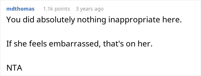 Coworker Embarrasses Herself After Chasing Married Man At Work, Finds Out His Wife Is Right There Coworker Embarrasses Herself After Chasing Married Man At Work, Finds Out His Wife Is Right There