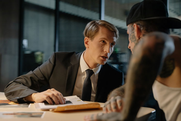 If You’ve Ever Wanted To Feel Like A Mind Reader, This Expert Tells You Exactly How To Spot A Liar If You’ve Ever Wanted To Feel Like A Mind Reader, This Expert Tells You Exactly How To Spot A Liar