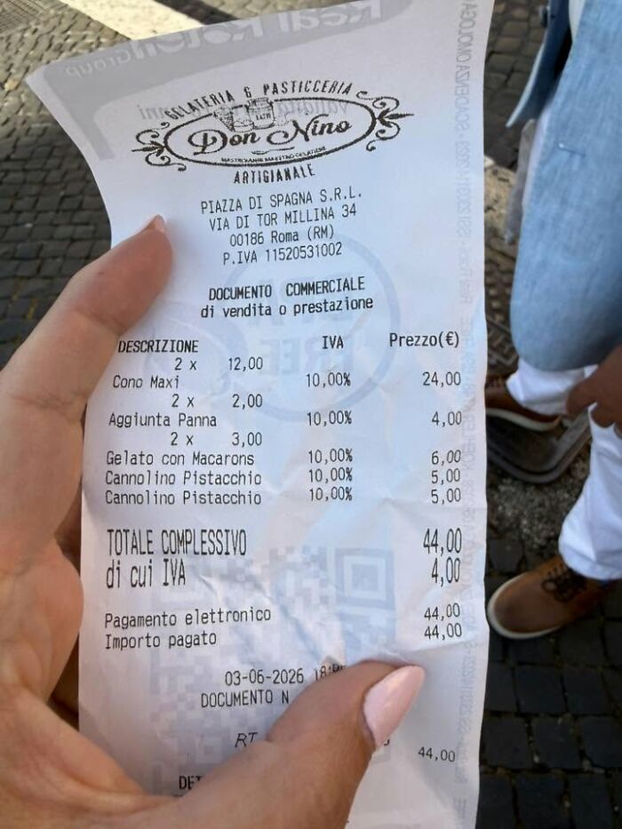 After US Tourists Are ‘Tricked’ Into Paying 44 Euros For Two Ice Creams In Rome, Expert Gives Travel Warning After US Tourists Are ‘Tricked’ Into Paying 44 Euros For Two Ice Creams In Rome, Expert Gives Travel Warning