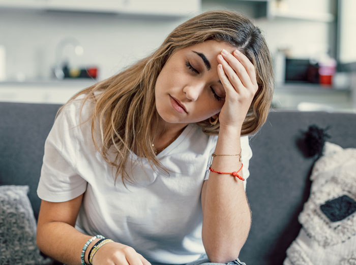 Woman Allows Creepy BIL To Hit On Sister Just So Her Fiancé Likes Her Better Woman Allows Creepy BIL To Hit On Sister Just So Her Fiancé Likes Her Better