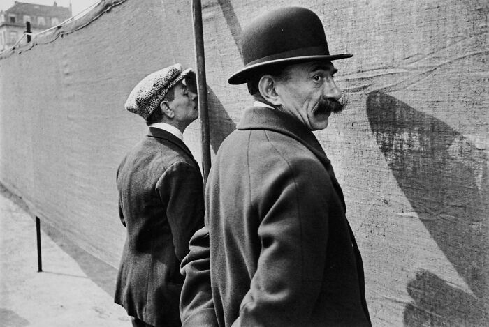 63 Real And Charming Photos That Captured Special And Mundane Moments Of The Past Decades