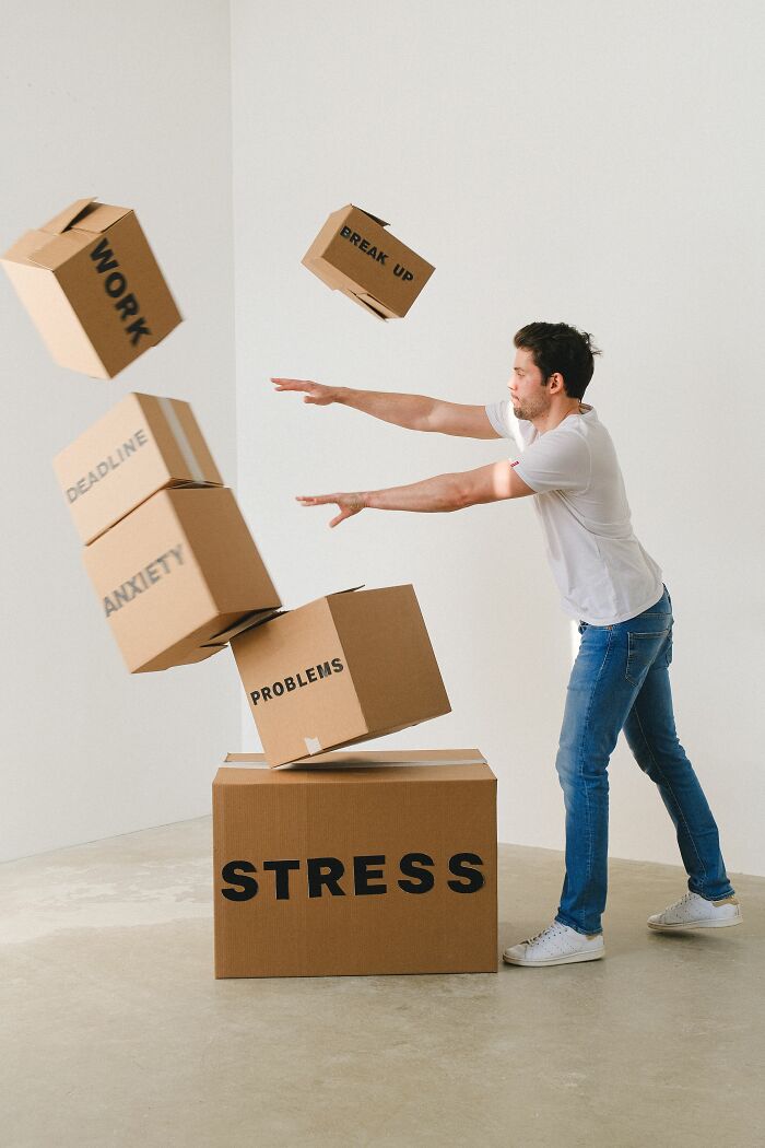 15 Common Thought Patterns That Fuel Anxiety, According To A Psychology Expert 15 Common Thought Patterns That Fuel Anxiety, According To A Psychology Expert