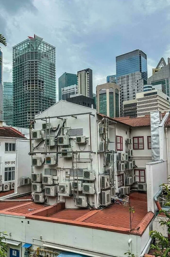 64 Scary Photos That Prove We’re Currently Living In An Urban Hell