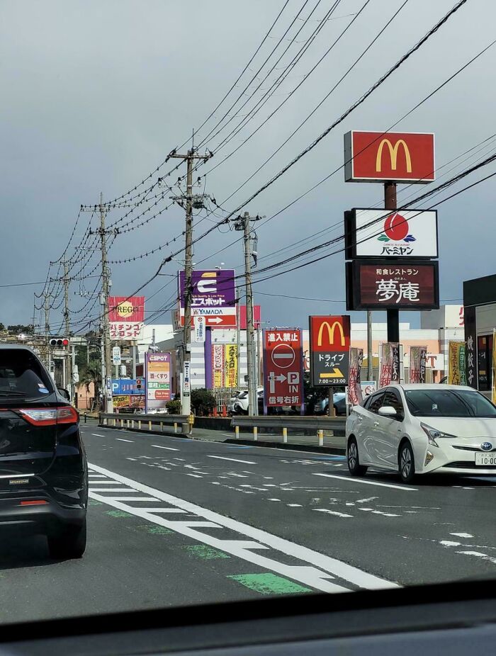 64 Scary Photos That Prove We’re Currently Living In An Urban Hell