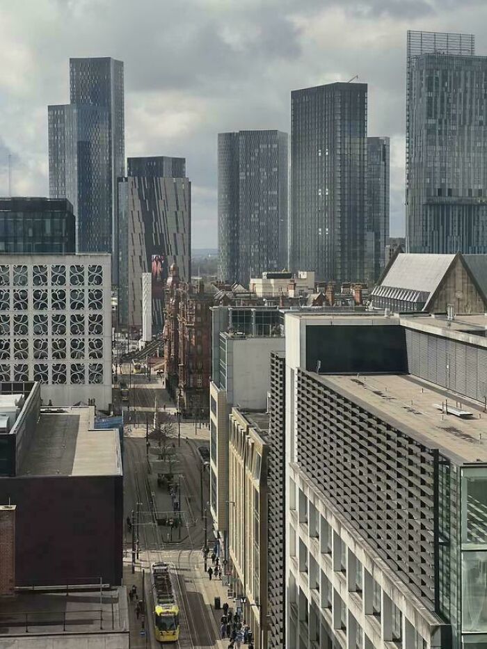 64 Scary Photos That Prove We’re Currently Living In An Urban Hell