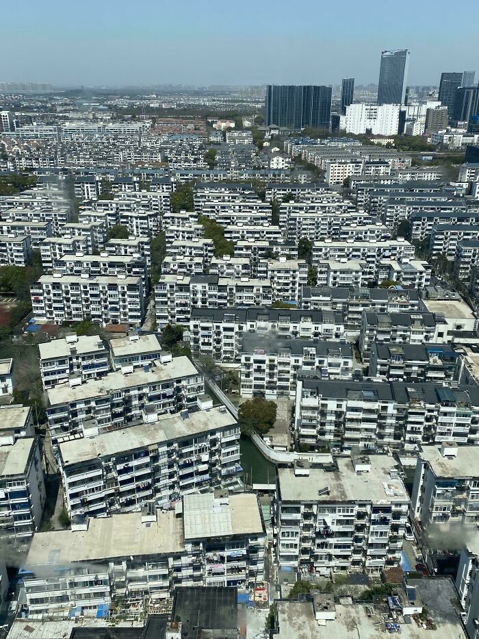 64 Scary Photos That Prove We’re Currently Living In An Urban Hell