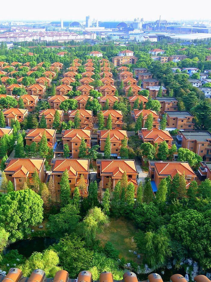 64 Scary Photos That Prove We’re Currently Living In An Urban Hell