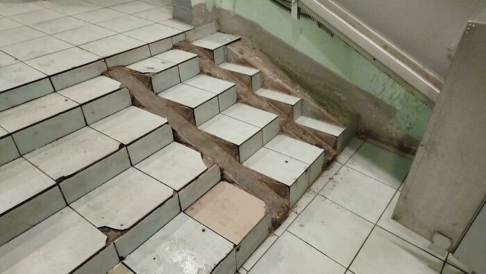 &ldquo;Intrigued And Disgusted By It&rdquo;: 81 Hilariously Awful Design Fails That Should Never Have Been Approved (New Pics)