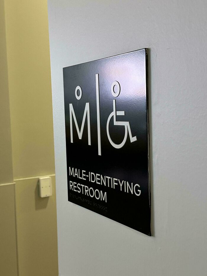 &ldquo;Intrigued And Disgusted By It&rdquo;: 81 Hilariously Awful Design Fails That Should Never Have Been Approved (New Pics)