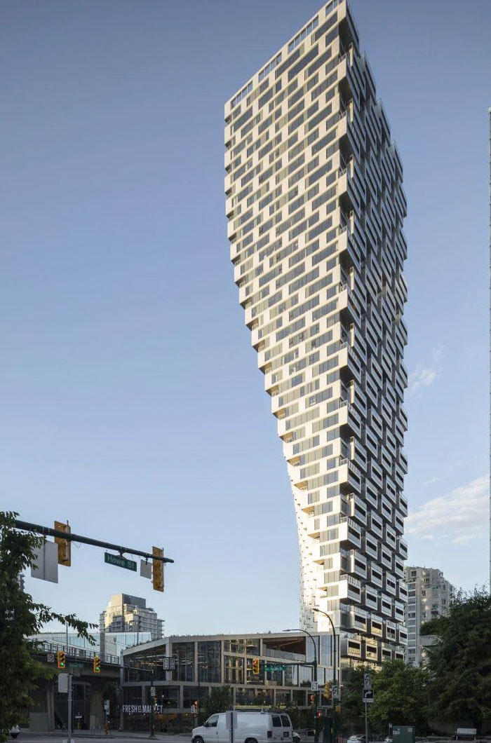 54 Of The Ugliest Monuments From Around The World 54 Of The Ugliest Monuments From Around The World