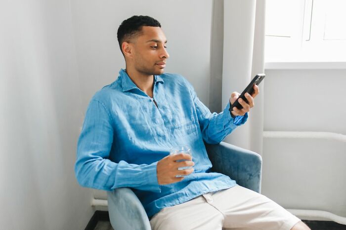 “Never Left Someone So Fast”: 47 Women Share The Most Shocking Things Found On Their Partner’s Phone “Never Left Someone So Fast”: 47 Women Share The Most Shocking Things Found On Their Partner’s Phone