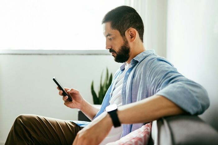 “Never Left Someone So Fast”: 47 Women Share The Most Shocking Things Found On Their Partner’s Phone “Never Left Someone So Fast”: 47 Women Share The Most Shocking Things Found On Their Partner’s Phone