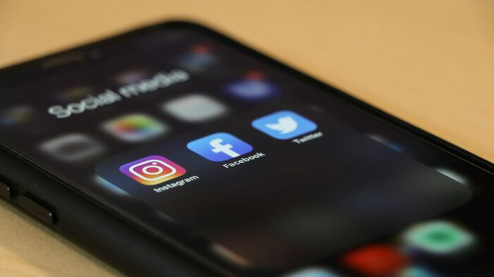 “Never Left Someone So Fast”: 47 Women Share The Most Shocking Things Found On Their Partner’s Phone “Never Left Someone So Fast”: 47 Women Share The Most Shocking Things Found On Their Partner’s Phone