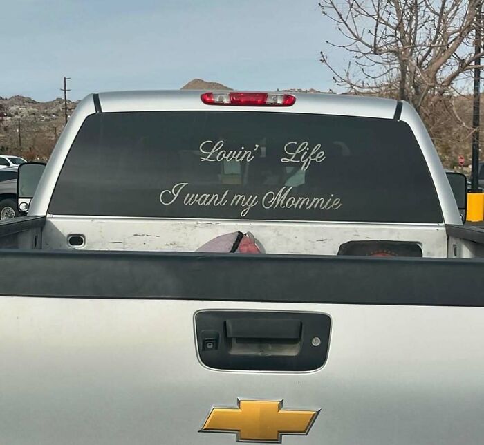 73 Cursed Images That Will Probably Refuse To Leave Your Mind For A While (New Pics) 73 Cursed Images That Will Probably Refuse To Leave Your Mind For A While (New Pics)