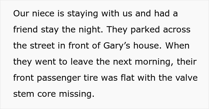 Couple Are Warned About Nightmare Neighbor, Move In Across The Road Anyway, Regret It Immediately Couple Are Warned About Nightmare Neighbor, Move In Across The Road Anyway, Regret It Immediately