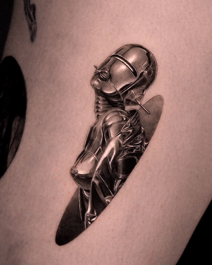 This Tattoo Artist Creates Chrome Tattoos So Real They Look Like Liquid Metal Under The Skin (30 Pics) This Tattoo Artist Creates Chrome Tattoos So Real They Look Like Liquid Metal Under The Skin (30 Pics)