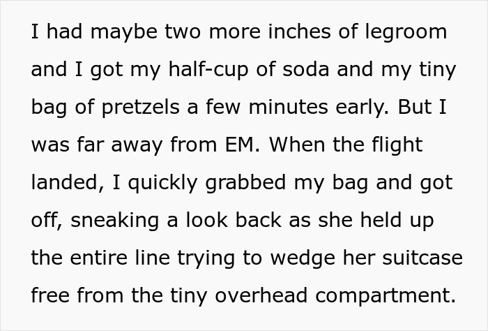 Racist Karen Disrupts Flight As Guy Won’t Turn Off Seat Light, Mad As He Gets A Better Seat Instead