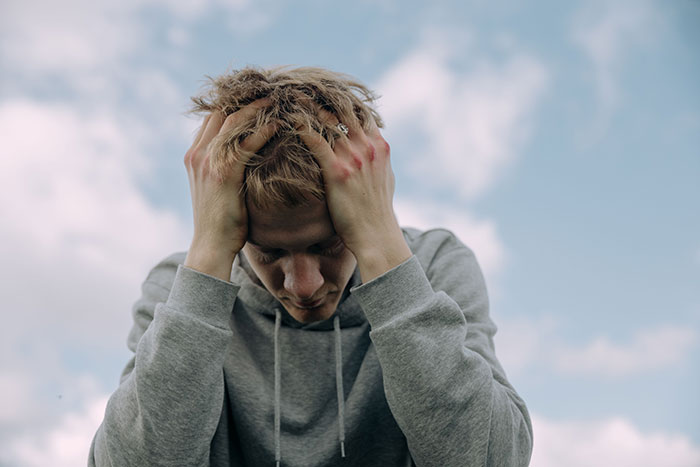 53 People Share The Moment They Realized Their Friend Was Never Really Their Friend 53 People Share The Moment They Realized Their Friend Was Never Really Their Friend