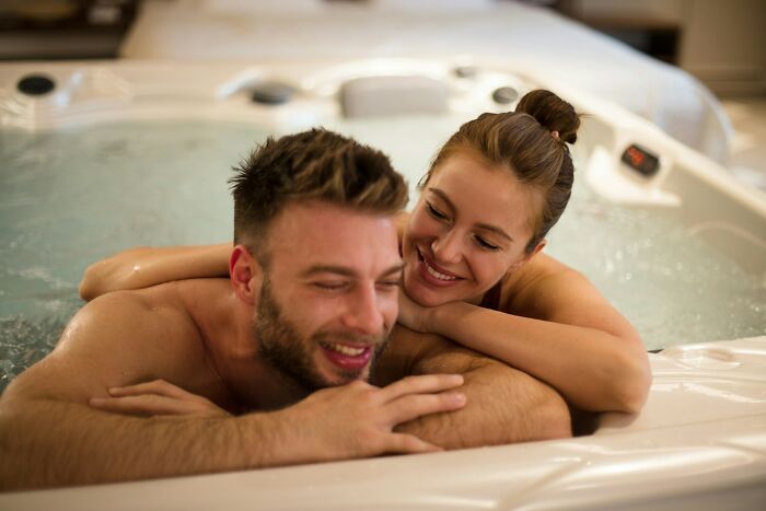 30 Times People Were Disturbed By The People Their Friends Were Dating