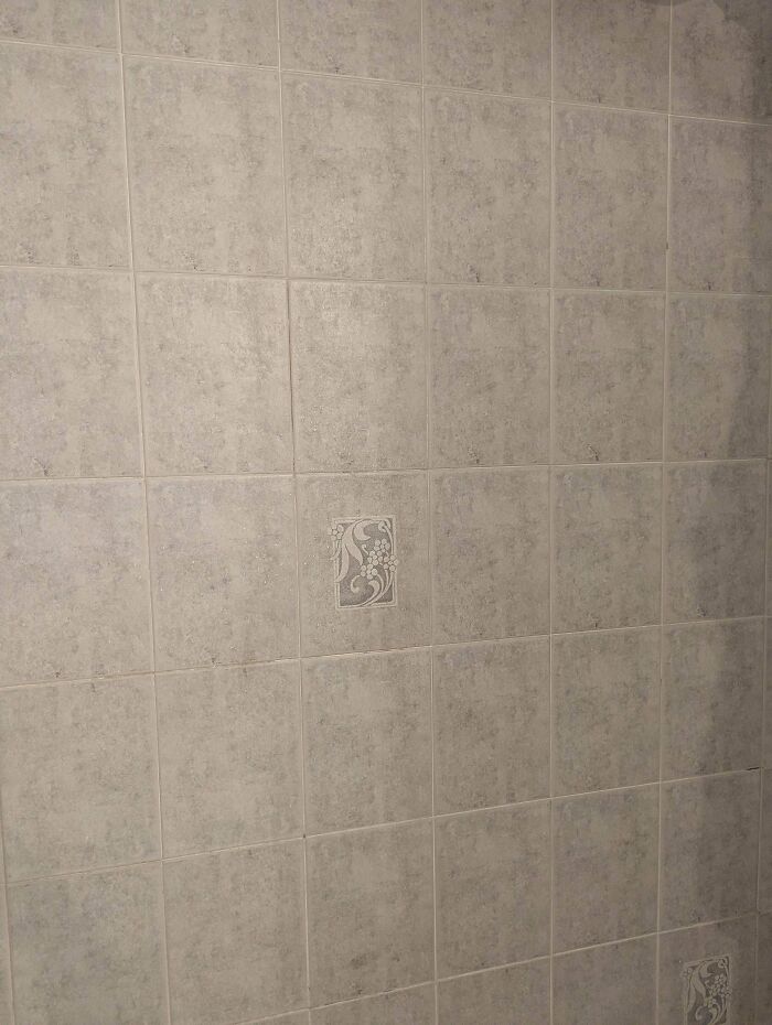 71 Amateur And Veteran Online Detectives Are Sharing Photos With Hidden Details (New Pics)