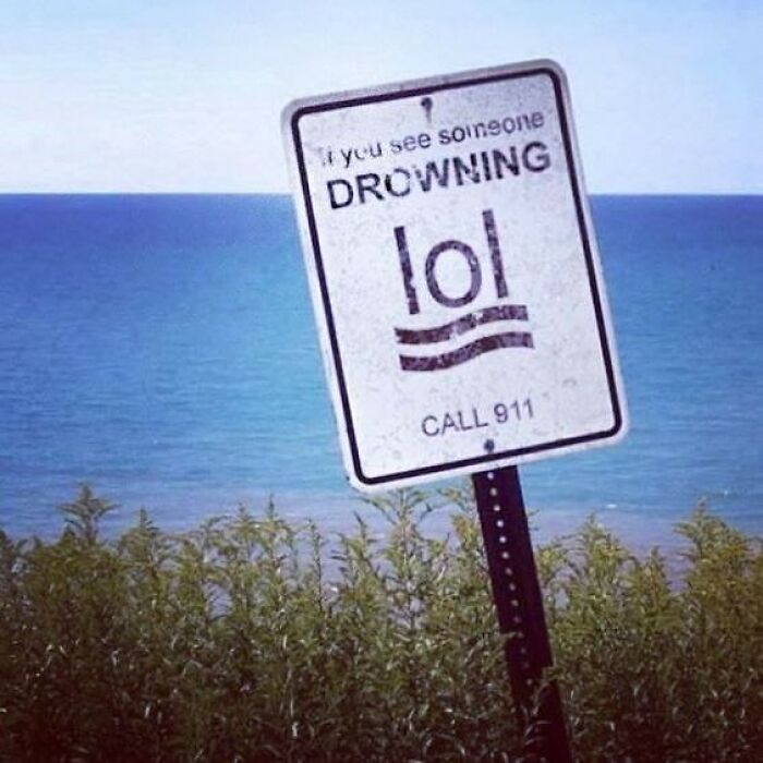 91 Cringeworthy Design Fails That Are So Bad And Unbelievable, They’re Funny (New Pics) 91 Cringeworthy Design Fails That Are So Bad And Unbelievable, They’re Funny (New Pics)