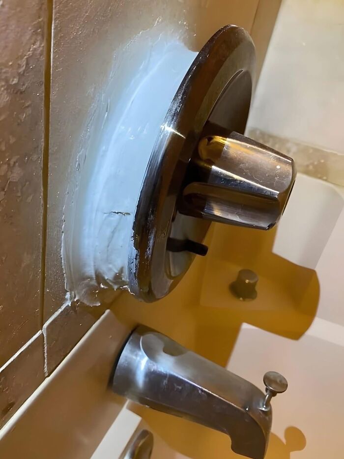 91 Cringeworthy Design Fails That Are So Bad And Unbelievable, They’re Funny (New Pics) 91 Cringeworthy Design Fails That Are So Bad And Unbelievable, They’re Funny (New Pics)