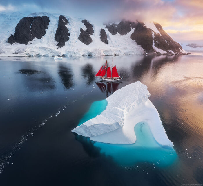 This Photographer Captured Antarctica’s Frozen Landscapes From A Red-Sailed Schooner (42 Pics) This Photographer Captured Antarctica’s Frozen Landscapes From A Red-Sailed Schooner (42 Pics)