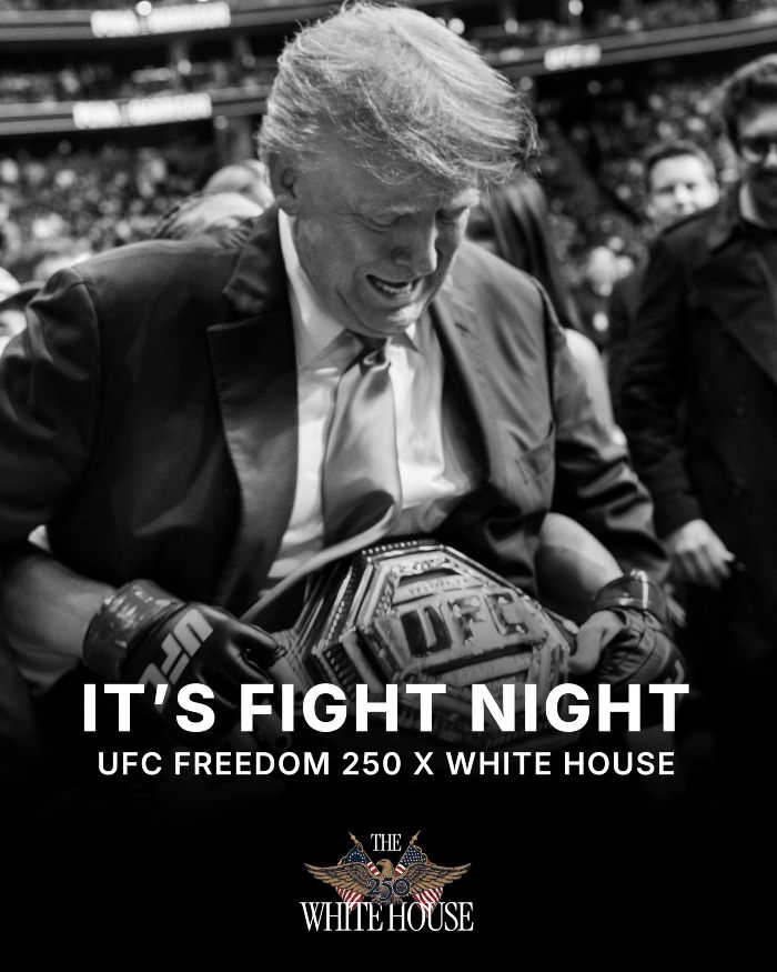 Trump Photo At White House UFC Event Confirms Secret Under President’s Suits People Have Suspected For Years Trump Photo At White House UFC Event Confirms Secret Under President’s Suits People Have Suspected For Years
