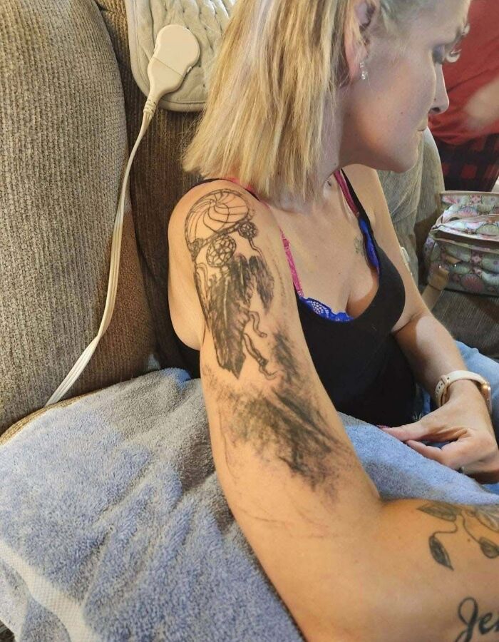 103 Tattoo Fails That Are Impossible To Ignore (New Pics) 103 Tattoo Fails That Are Impossible To Ignore (New Pics)