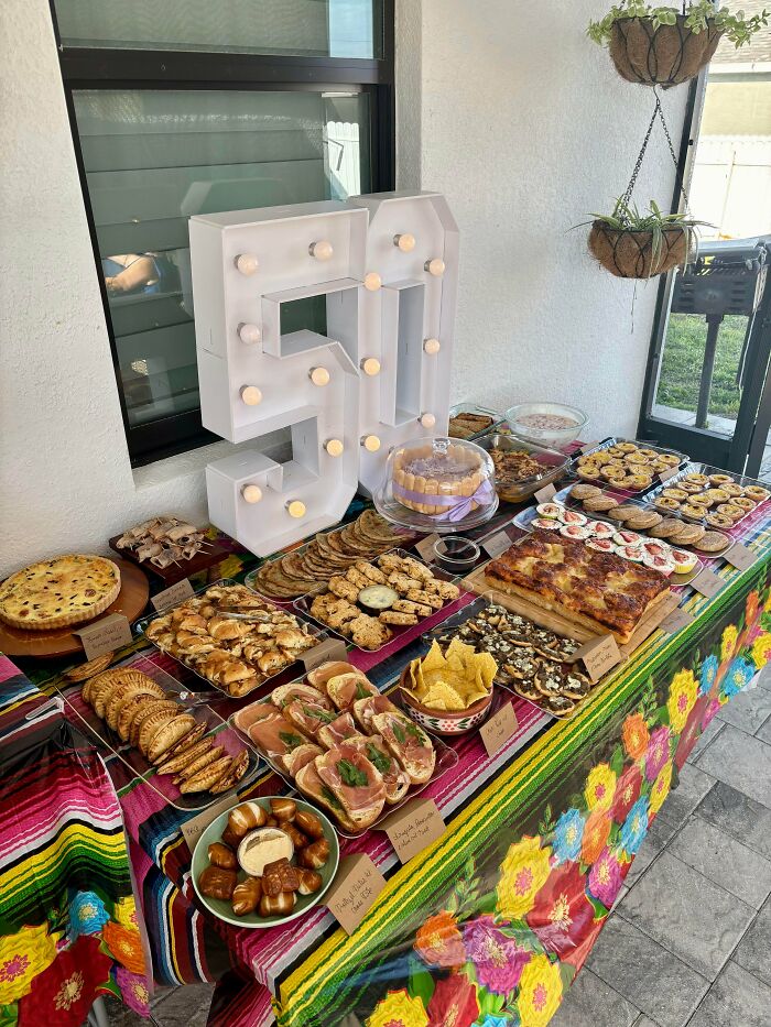 109 Desserts So Beautiful They Barely Look Real (New Pics) 109 Desserts So Beautiful They Barely Look Real (New Pics)