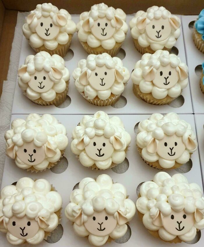 109 Desserts So Beautiful They Barely Look Real (New Pics) 109 Desserts So Beautiful They Barely Look Real (New Pics)