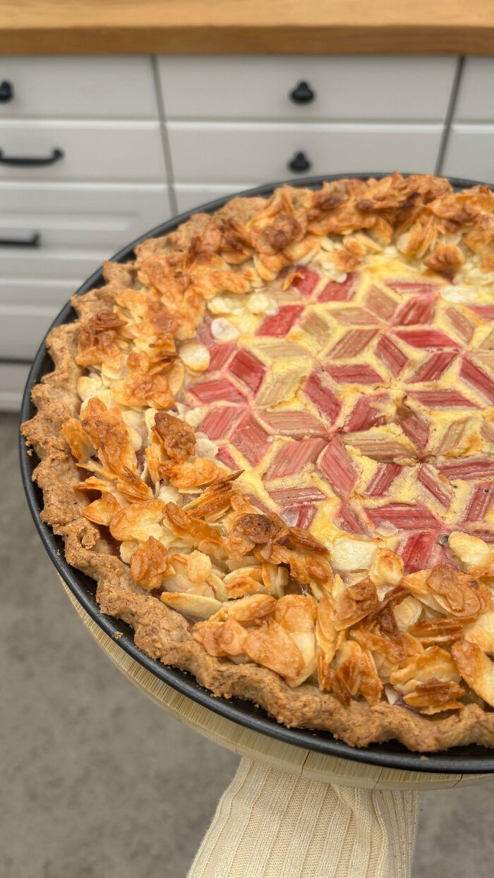 109 Desserts So Beautiful They Barely Look Real (New Pics) 109 Desserts So Beautiful They Barely Look Real (New Pics)