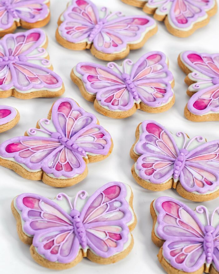 109 Desserts So Beautiful They Barely Look Real (New Pics) 109 Desserts So Beautiful They Barely Look Real (New Pics)