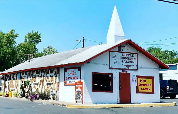“American Flags. Everywhere”: 79 Things In The US That Left Tourists Baffled “American Flags. Everywhere”: 79 Things In The US That Left Tourists Baffled