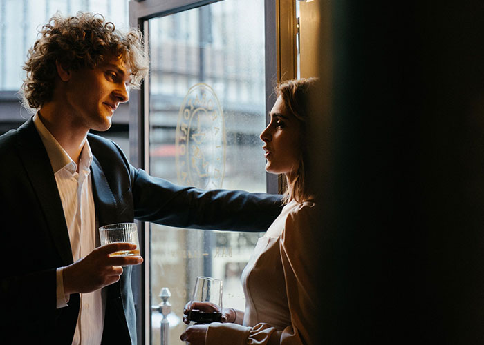 49 Moments People Realized It Was Time To Leave Immediately