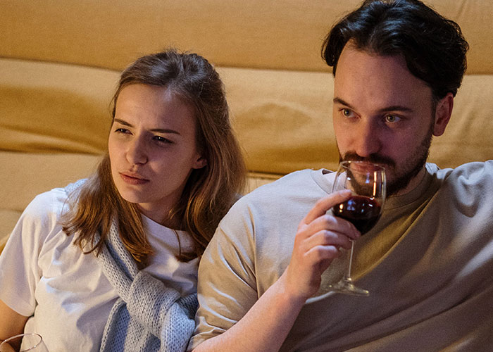 49 Moments People Realized It Was Time To Leave Immediately