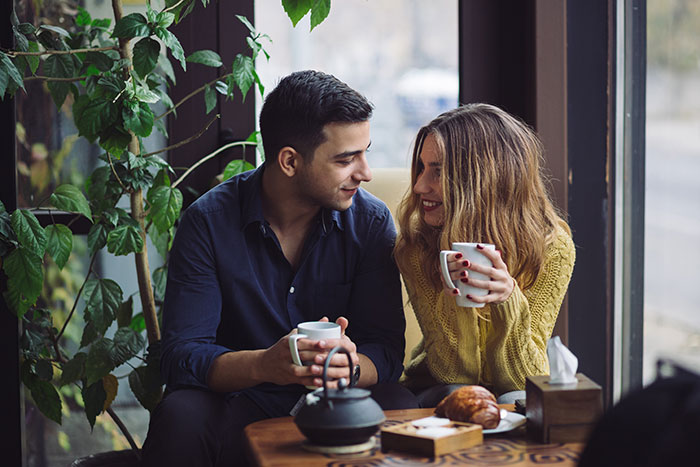 Guy Tells Wife’s Affair Partner Is A Complete Idiot, But Not For The Reason Everyone Expected