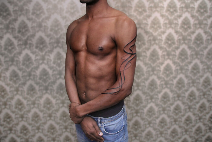 I Create Line Tattoos Inspired By Anatomy, Movement, And Geometry (53 Pics) I Create Line Tattoos Inspired By Anatomy, Movement, And Geometry (53 Pics)