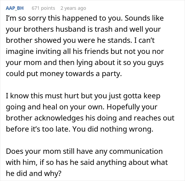 Woman Becomes Estranged From Beloved Brother After Fake Wedding Drama Destroys Trust Woman Becomes Estranged From Beloved Brother After Fake Wedding Drama Destroys Trust
