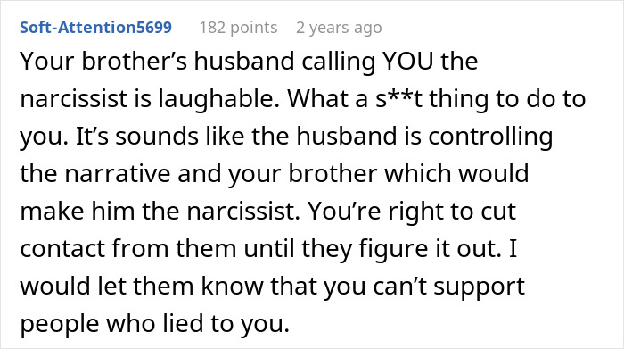 Woman Becomes Estranged From Beloved Brother After Fake Wedding Drama Destroys Trust Woman Becomes Estranged From Beloved Brother After Fake Wedding Drama Destroys Trust