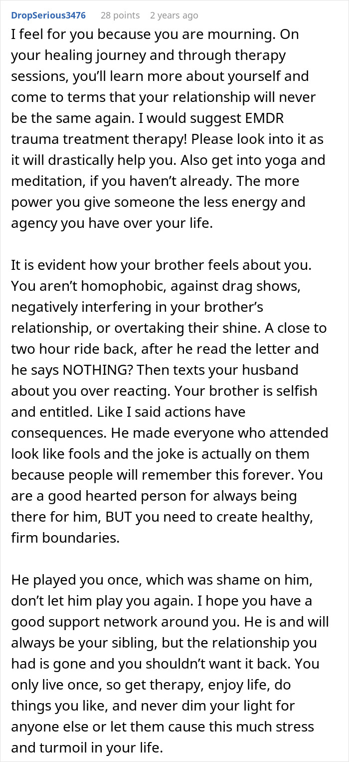 Woman Becomes Estranged From Beloved Brother After Fake Wedding Drama Destroys Trust Woman Becomes Estranged From Beloved Brother After Fake Wedding Drama Destroys Trust