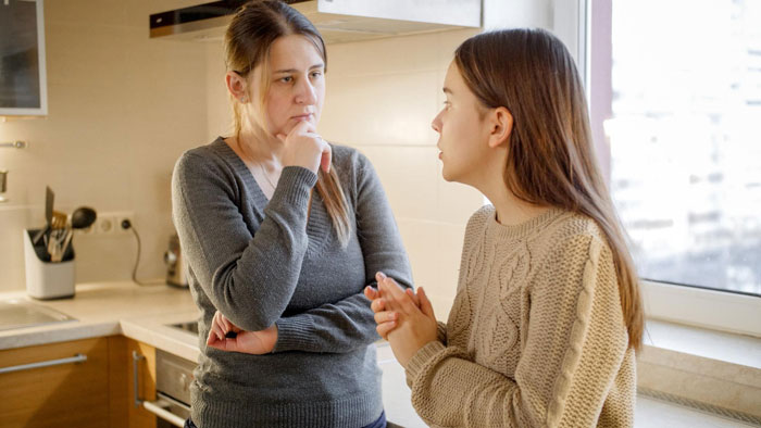 Guy Enforces Ridiculous House Rules On 19YO Stepdaughter, Shocked As She Refuses To Keep Contact Guy Enforces Ridiculous House Rules On 19YO Stepdaughter, Shocked As She Refuses To Keep Contact