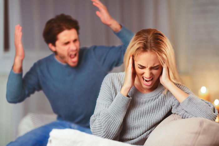 35 Disturbing Things People Learned About Their Friends That Made Them See Them Differently 35 Disturbing Things People Learned About Their Friends That Made Them See Them Differently