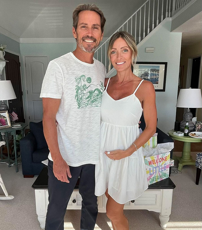 Couple Who Gave Birth To Wrong Baby After IVF Mix-Up Will Keep Her After Striking Deal With Biological Parents