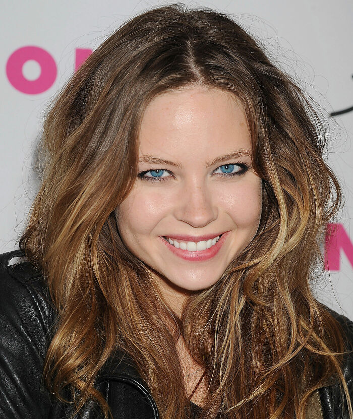 Harrowing Video Shows ‘Lilo & Stitch’ Actress Daveigh Chase Wasting Away On Skid Row Before Tragic Passing Harrowing Video Shows ‘Lilo & Stitch’ Actress Daveigh Chase Wasting Away On Skid Row Before Tragic Passing