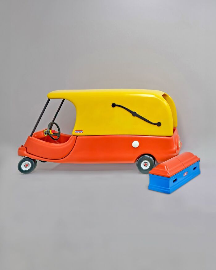 This Artist Reimagines Vintage Toys With Dark Humor, And The Results Are Brilliant (32 Pics) This Artist Reimagines Vintage Toys With Dark Humor, And The Results Are Brilliant (32 Pics)