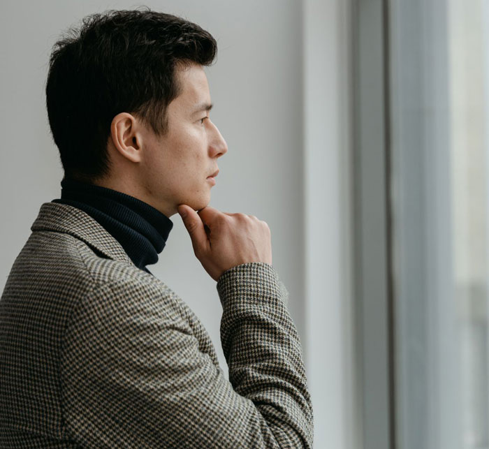 Uncle Hears One Detail About Niece’s Long-Distance Boyfriend, Starts Asking Important Questions Uncle Hears One Detail About Niece’s Long-Distance Boyfriend, Starts Asking Important Questions
