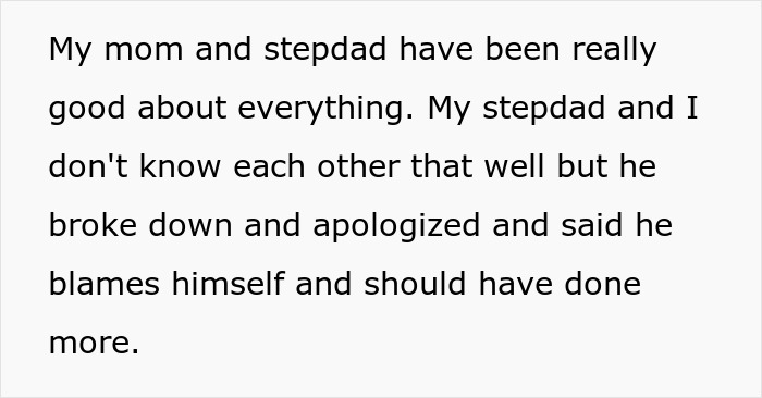 18YO Refuses To Have Dad Walk Her On Senior Night After He Held A Grudge Over One Stupid Argument 18YO Refuses To Have Dad Walk Her On Senior Night After He Held A Grudge Over One Stupid Argument